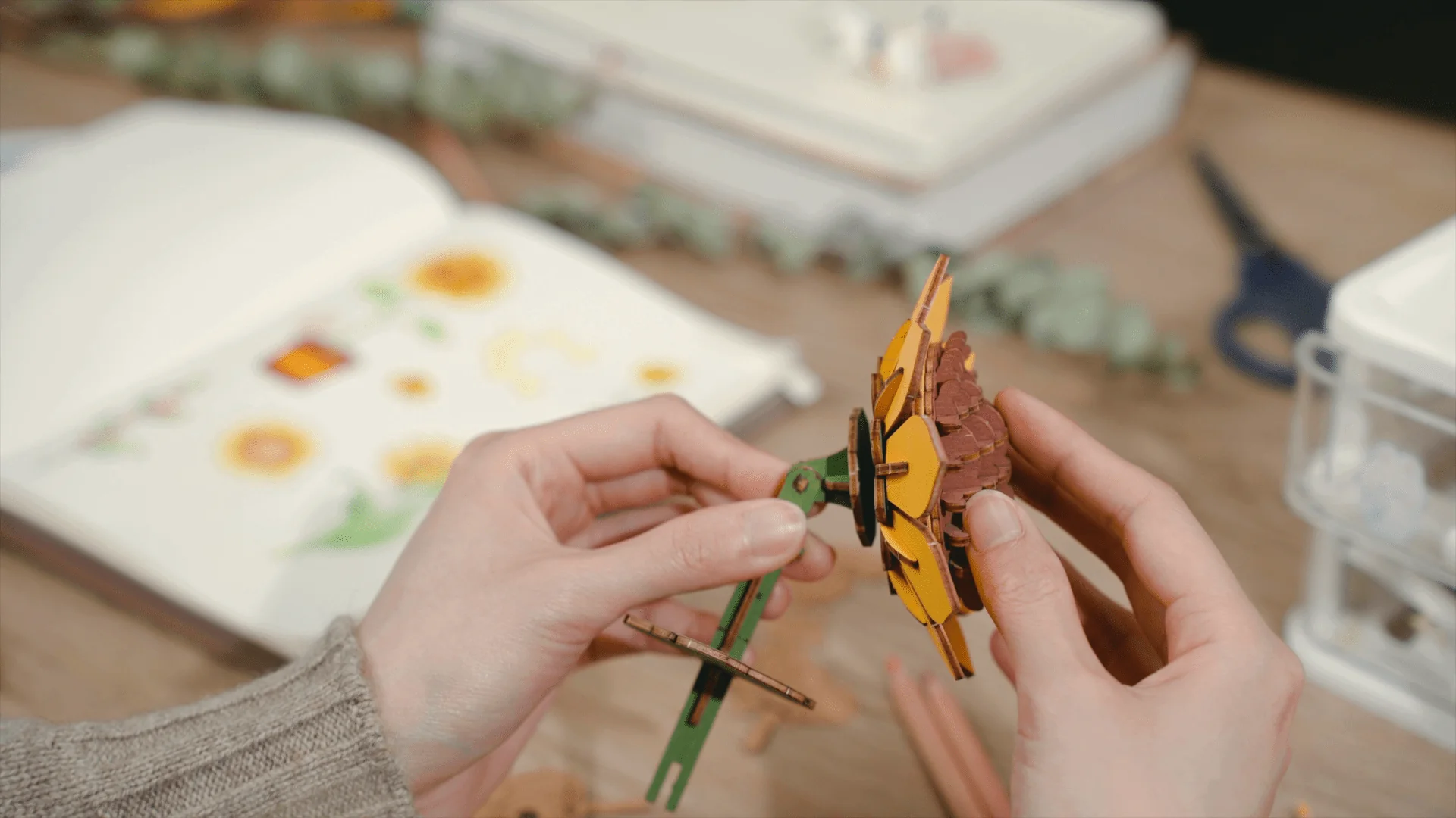3D Wooden Flower Puzzles: Sunflower - Image 8