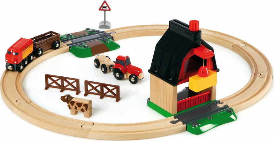 BRIO Farm Railway Set - Image 4