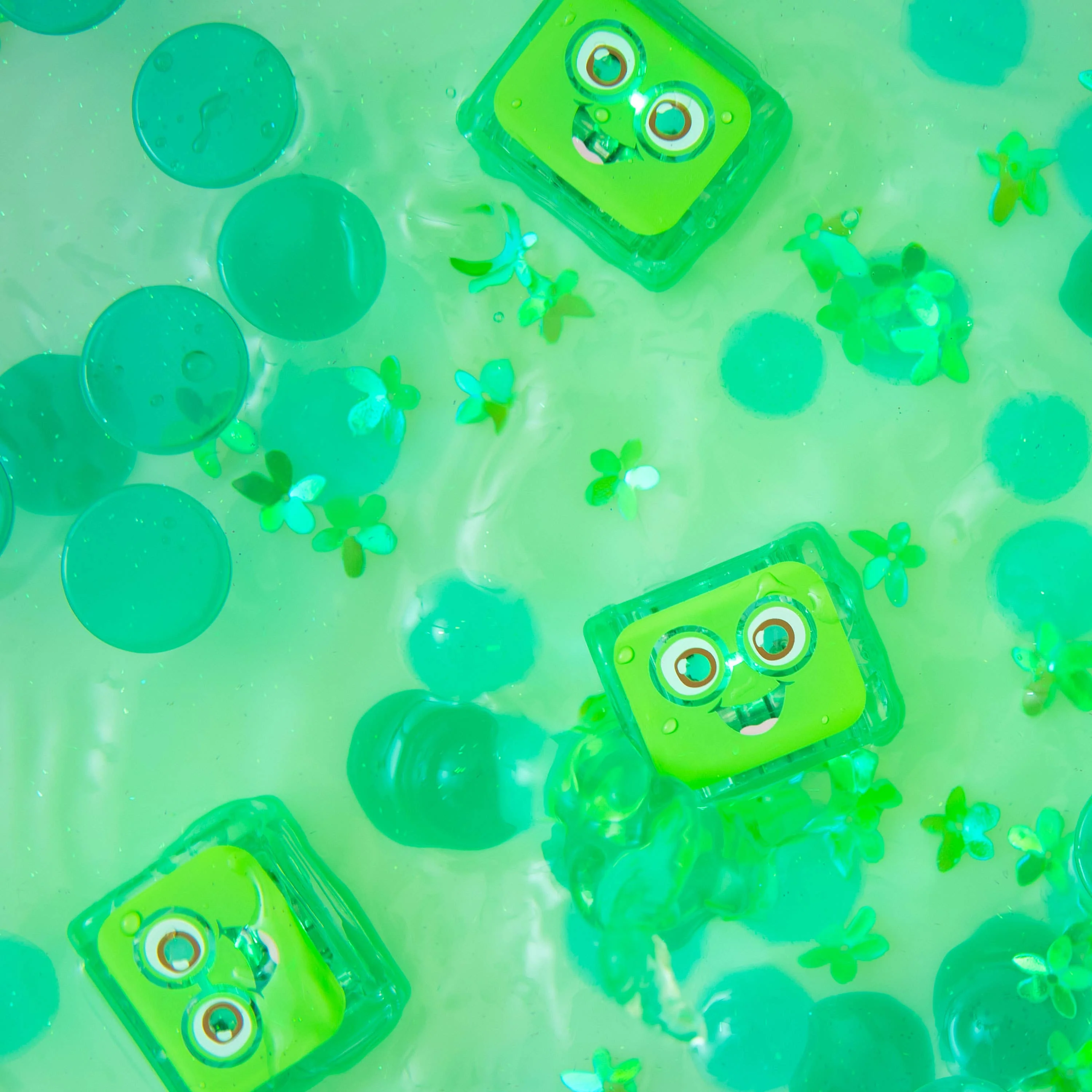 Glo Pals Pippa Light-Up Cubes - Image 3