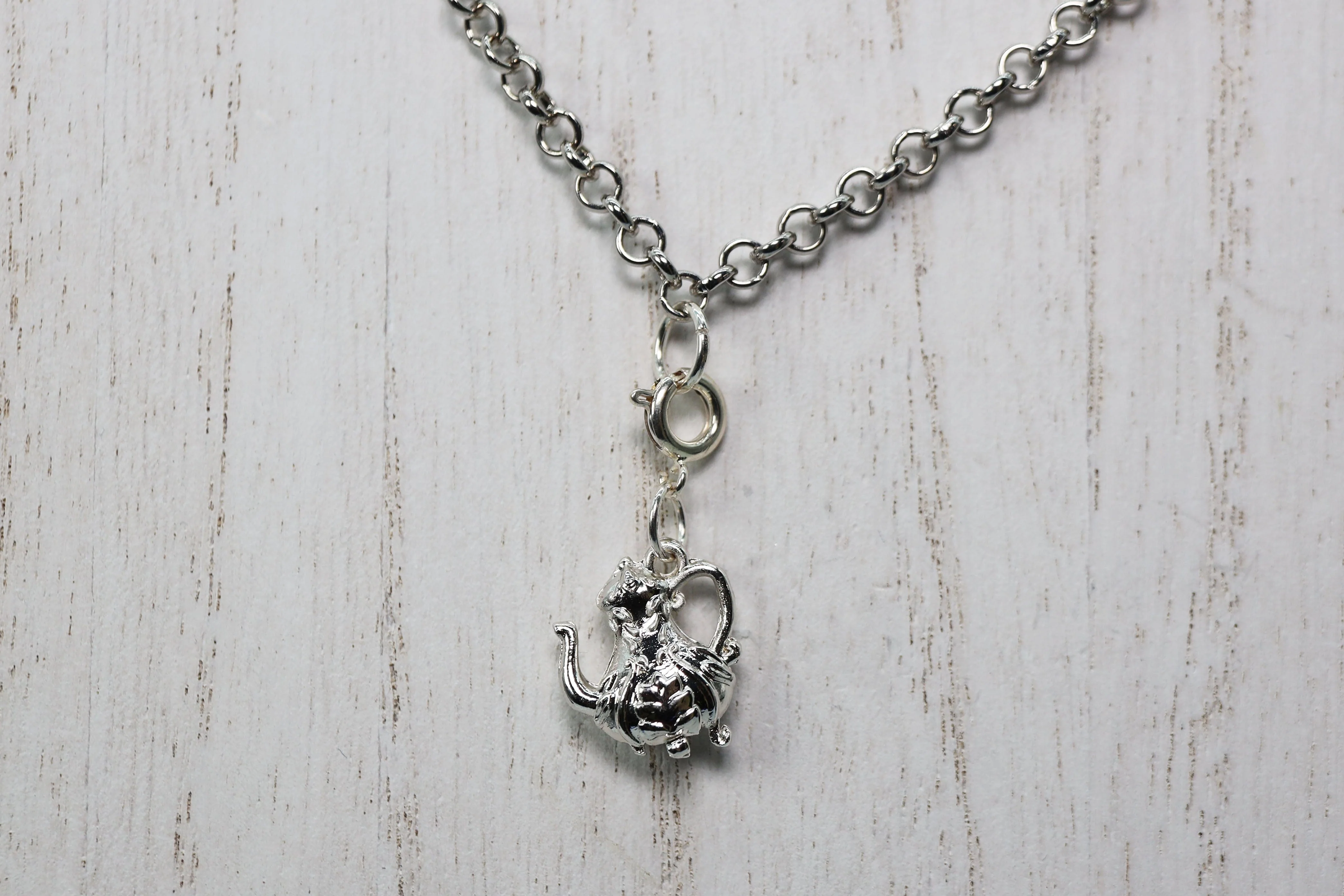 Mithril Teapot - Traveler's Trinkets